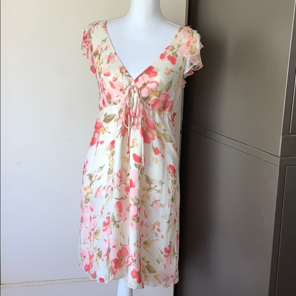 Cinnamon Girl Sweet Floral Dress